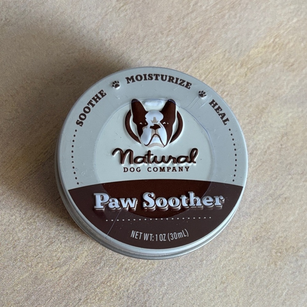 3/25$ 🎀 Natural Dog Company Paw Soother - Brown and Gray